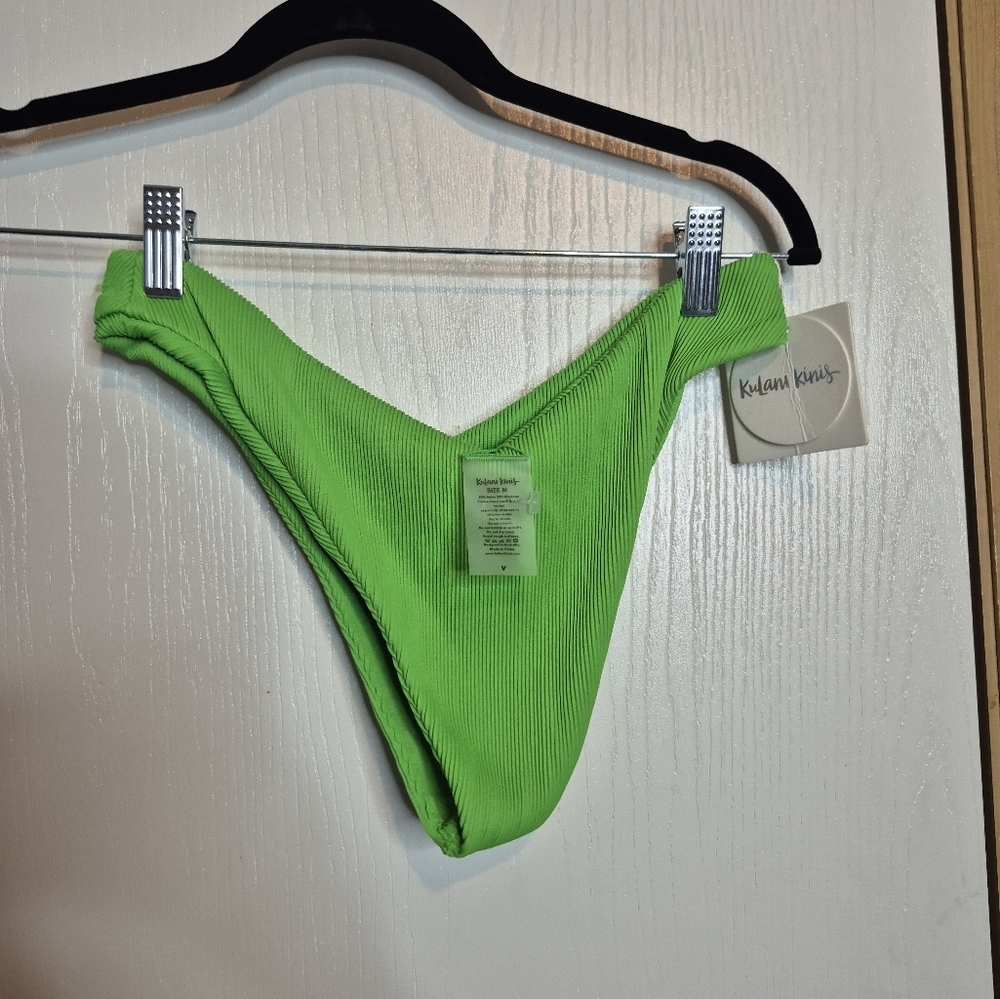☀️🌧NWT Kulani Kinis Peppermint Ribbed Plunge Bikini bottom - Picture 2 of 3